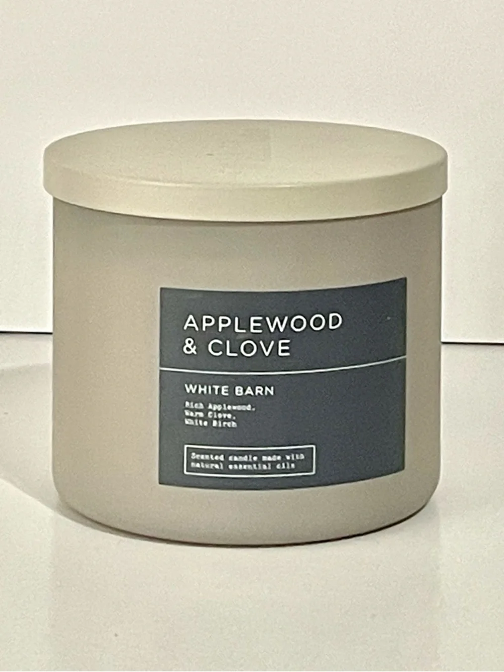 Bath & Body Works 3 Wick Candle Applewood & Clove White Barn Discontinued - Picture 1 of 5
